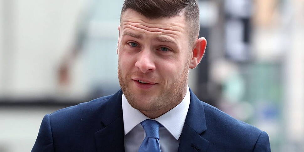 Judge orders arrest of former...