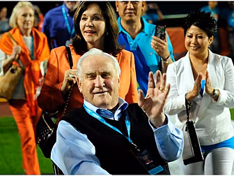 Legendary Miami Dolphins head...