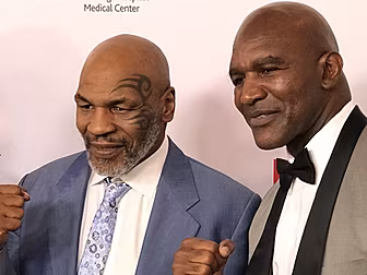 Evander Holyfield open to thir...