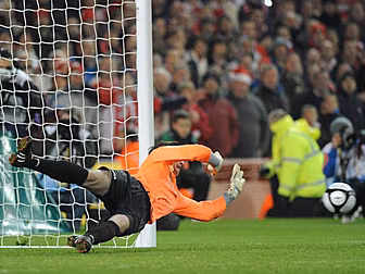 Kelly and Sligo Rovers do it a...