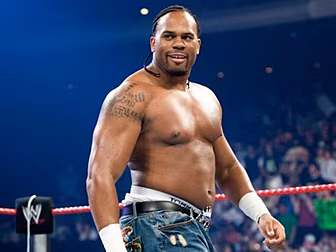 Tributes paid as ex-WWE star S...