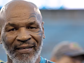 Mike Tyson’s return to the rin...
