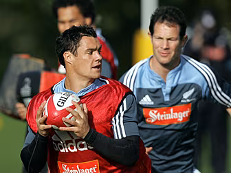 Dan Carter to make Super Rugby...
