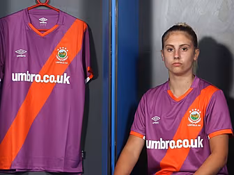 Linfield say jersey's similari...