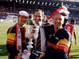 Legendary Arsenal assistant ma...