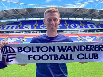 Bolton sign free-scoring forme...