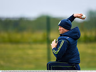 Ireland add Thompson to squad...