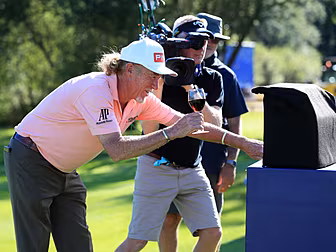 Record-breaking Jimenez deserv...
