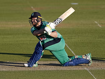 Ireland beat England to boost...