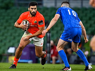 Munster pair cleared to travel...