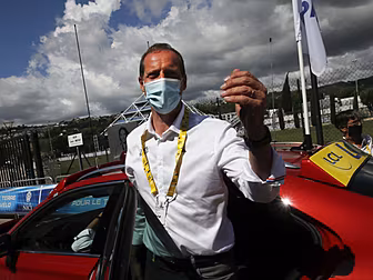 Tour de France director tests...