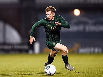 Wolves reward Ireland U21 midf...