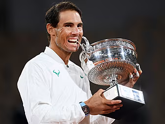 Rafael Nadal wins the French O...