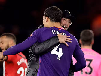Klopp on Van Dijk: We'll be li...
