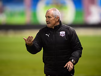 Galway replace Cabinteely in p...