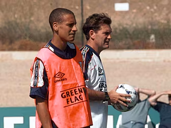 Glenn Hoddle wanted Rio Ferdin...