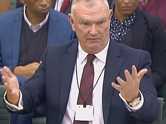 FA chair Greg Clarke resigns f...
