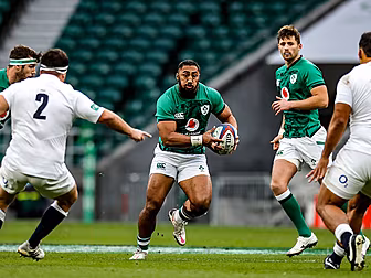 England hold off an uninspired...