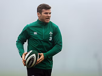Gordon D'Arcy on David Nucifor...