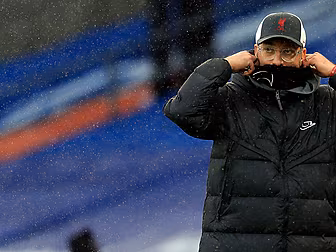 Klopp talks down Liverpool slu...