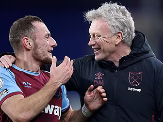 West Ham boss praises his play...