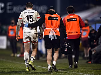 Stockdale suffers knee injury...
