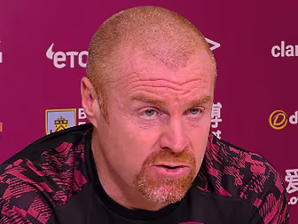 Dyche: Vaccinate Premier Leagu...