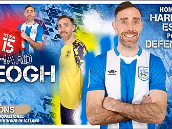 Huddersfield Town sign Republi...