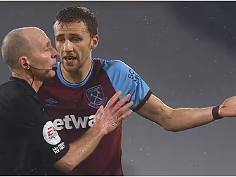 David Moyes 'embarrassed' for...