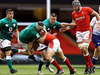 14-man Ireland fall short of W...