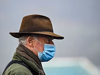 Willie Mullins withdraws Benie...