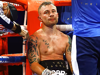 Carl Frampton forced to postpo...