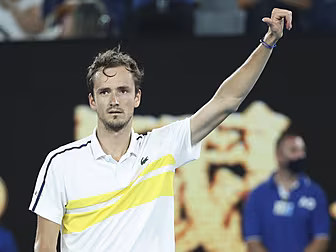 Medvedev: Pressure is on Djoko...