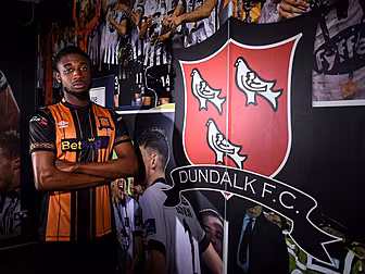 Dundalk announce signing of fo...
