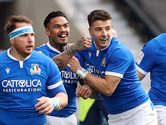 Farrell defends Italy's place...