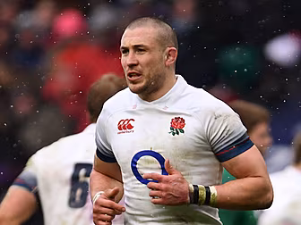 England's Mike Brown goes publ...