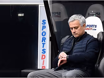 Tottenham players 'fed up' wit...