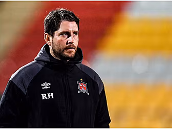 Higgins leaves Kenny's side to...