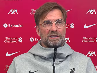 Klopp responds to Solskjaer's...