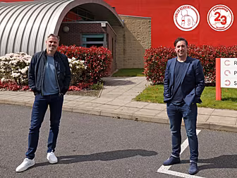 Carragher and Fowler take over...