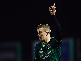 Connacht winger Fitzgerald for...