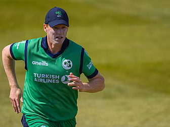 O'Brien calls time on record-b...