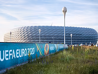 UEFA declines Munich stadium g...