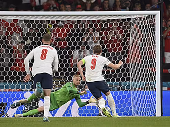 England facing charges from UE...