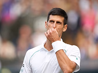 Djokovic through to seventh Wi...