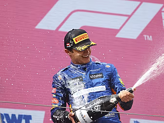 Formula One driver Norris mugg...
