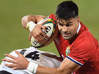 Conor Murray and Josh Adams dr...