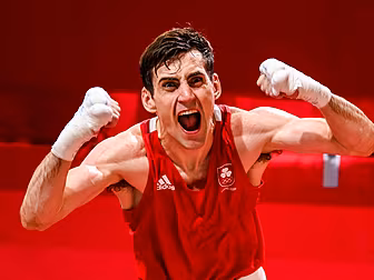 Aidan Walsh's coach believes h...