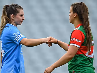Mayo and Dublin Ladies Footbal...