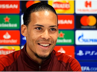 Van Dijk signs new long term d...